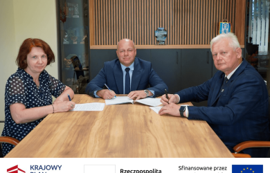 Nowoczesny sprzęt komputerowy dla szkół ponadpodstawowych Powiatu Niżańskiego
